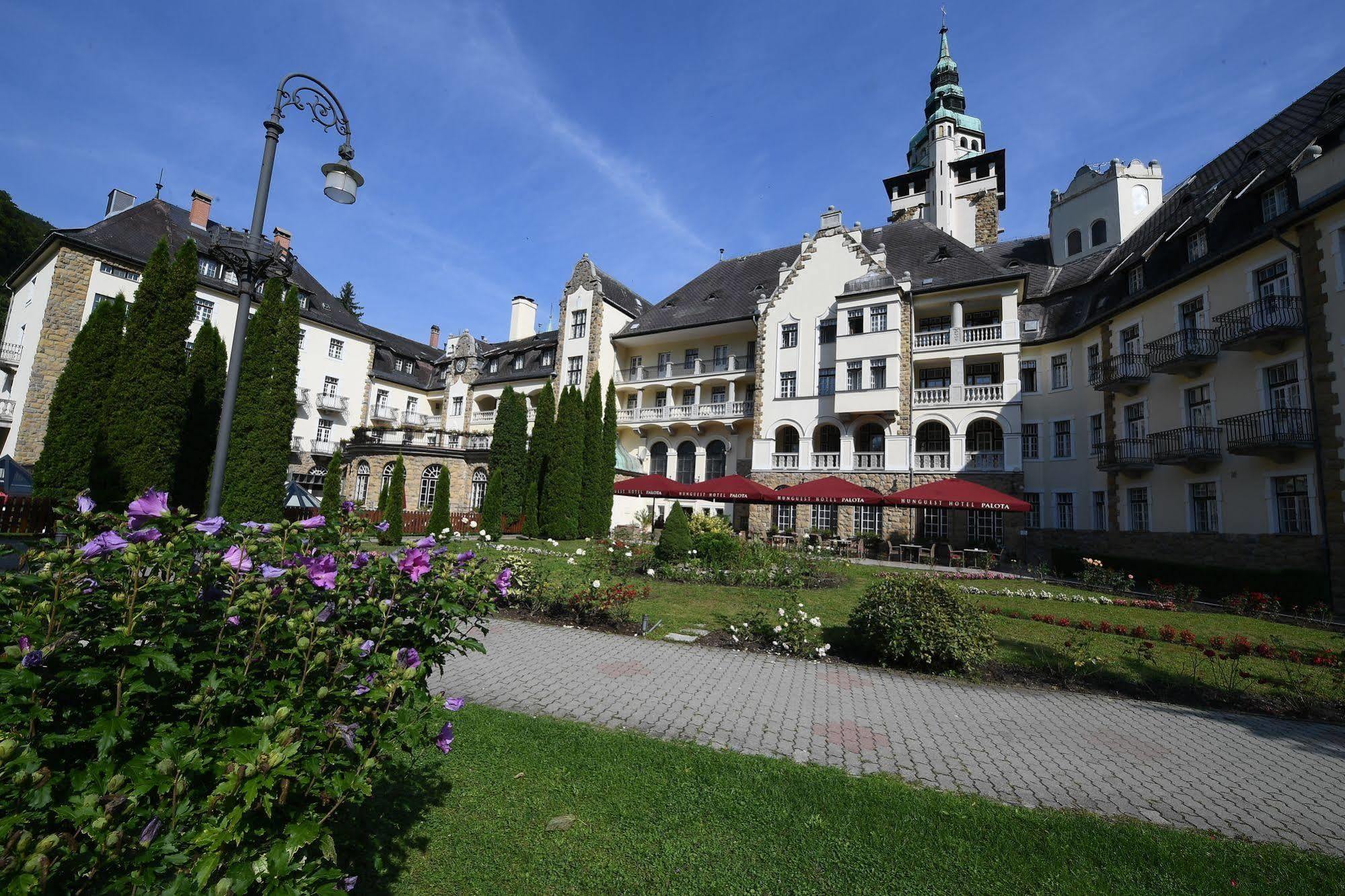 Palota Hotel 4*
